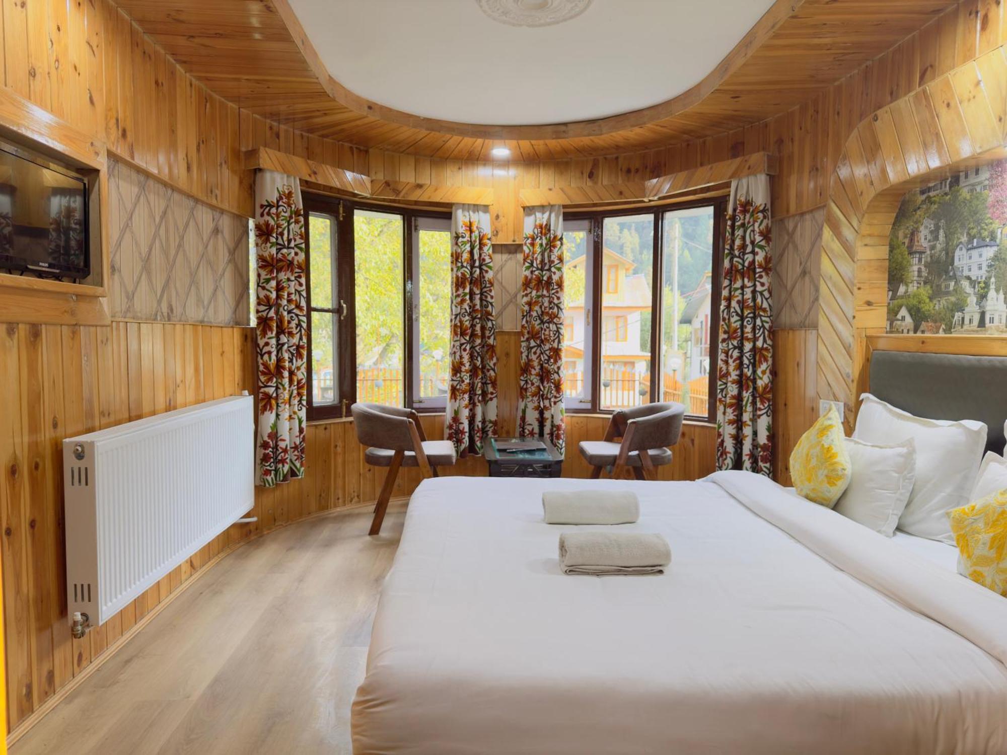 Hotel Bombay Palace à Pahalgām Extérieur photo